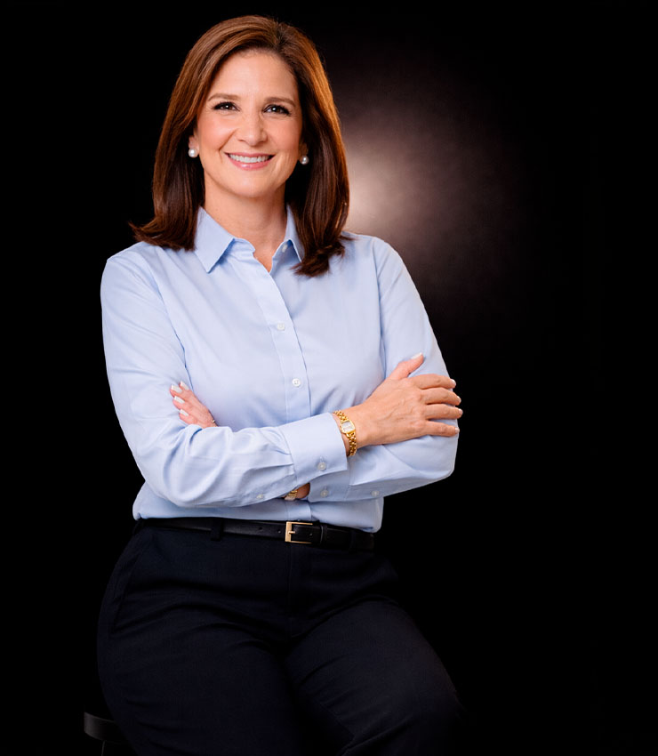 Claudia Flores Loucel, coach ejecutiva certificada ICF y speaker internacional